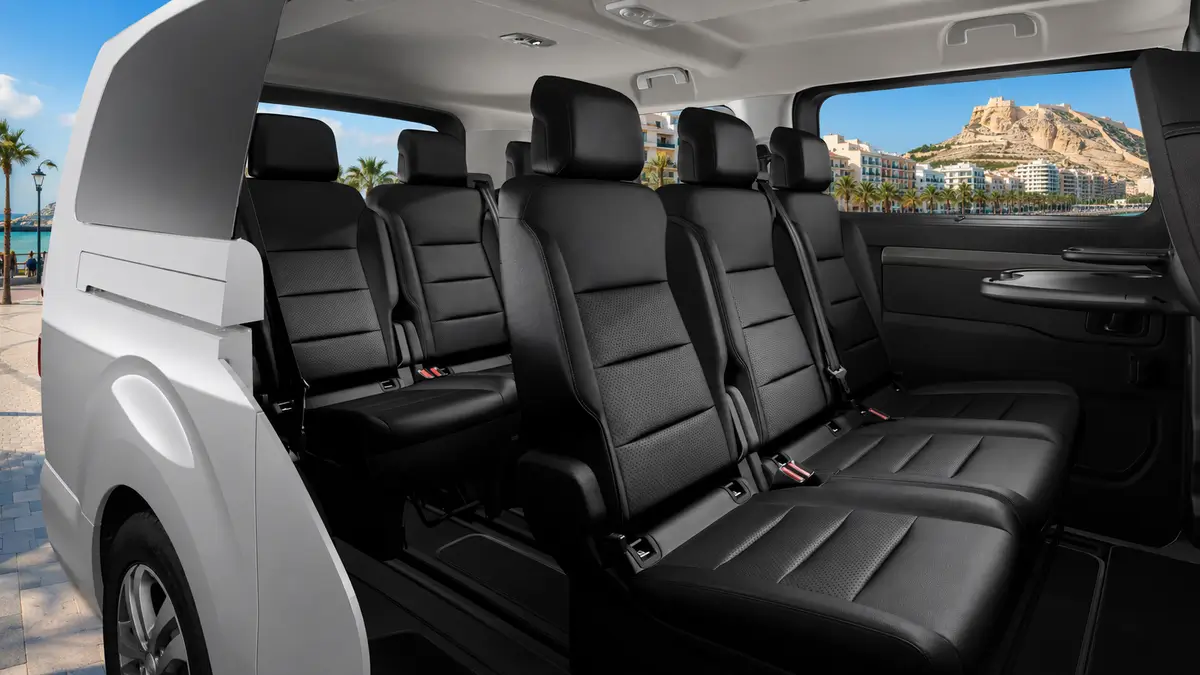 Peugeot Traveler – na prenájom v Alicante - výrez